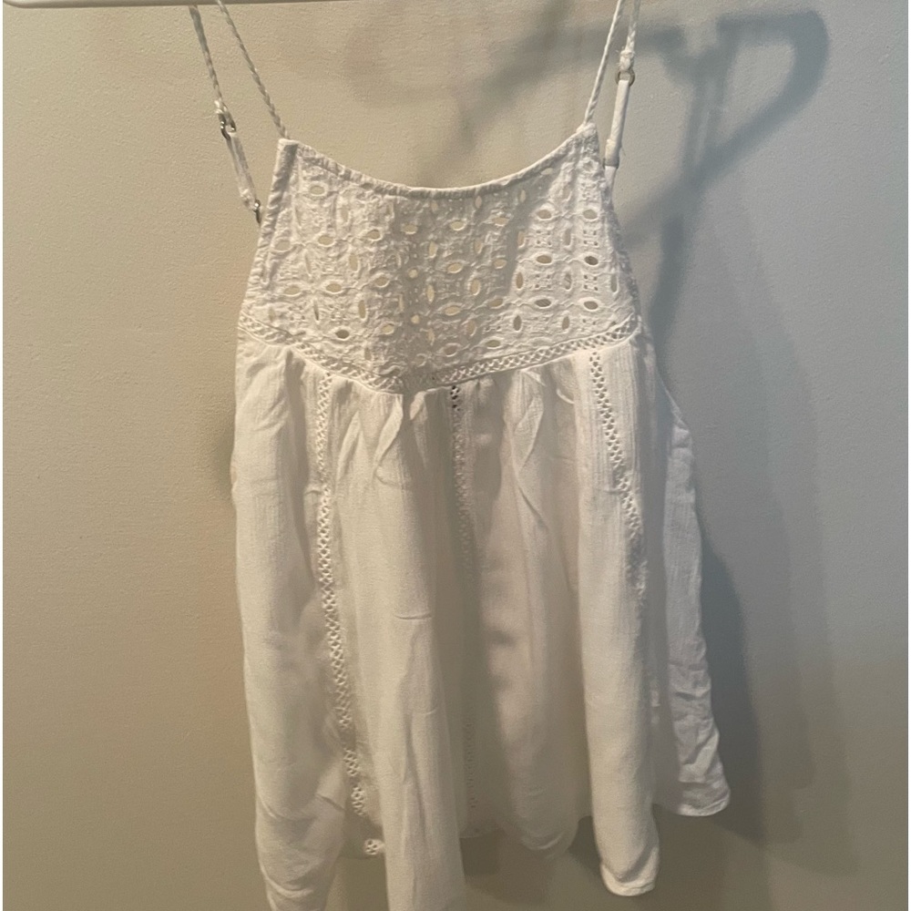 White tank